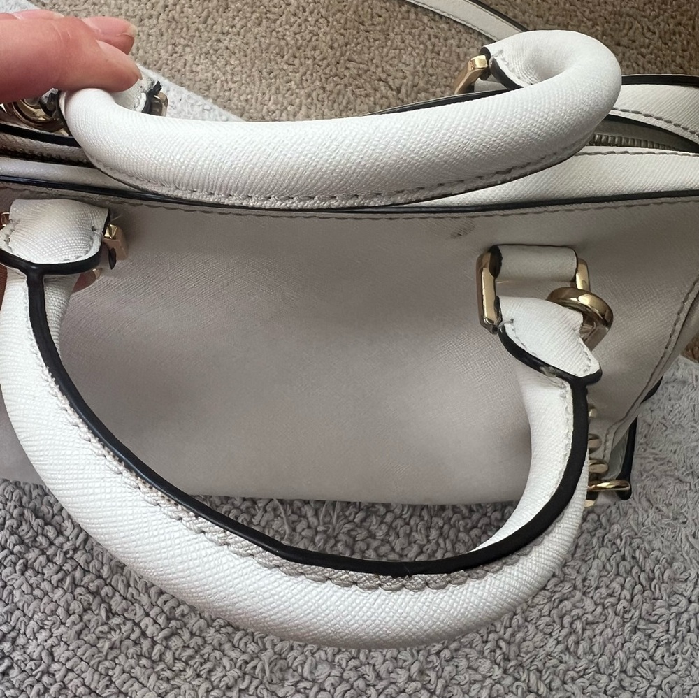 Micheal kors purse satchel - Picture 6 of 10